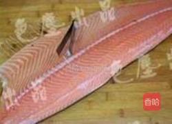 三文鱼刺身的做法图解1