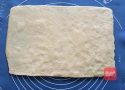 少油版蝴蝶酥的做法图解1