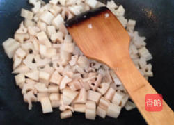 藕丁炒肉的做法图解6