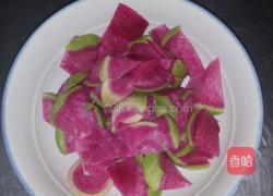 爽口萝卜皮的做法图解1