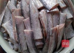刘氏红烧带鱼段的做法图解1