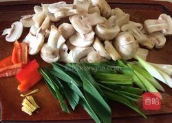 生抽蘑菇的做法图解1