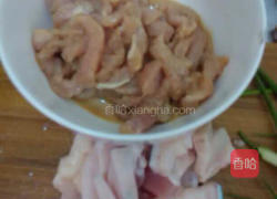 青榨菜虾皮炒肉丝的做法图解7