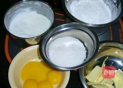 电饭锅酸奶蛋糕的做法图解1