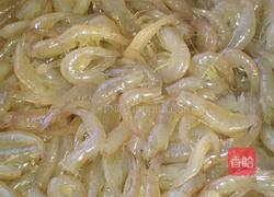 脆炸白虾的做法图解1