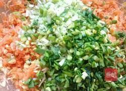 胡萝卜鸡蛋素馅包子的做法图解6