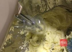 蓝罐奶酥曲奇的做法图解3