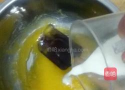 千叶戚风蛋糕卷的做法图解5