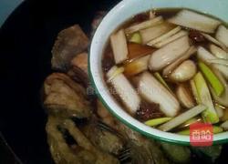 啤酒炖胖头鱼的做法图解6