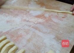 超简单香酥蜜麻花的做法图解3