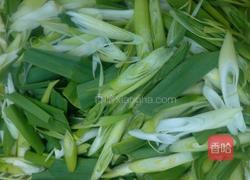 小炒香干的做法图解1