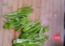 豆腐皮青椒的做法图解2