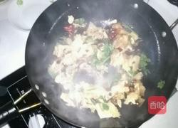 笋干炒腊肉的做法图解2