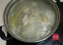 萝卜骨头汤的做法图解2