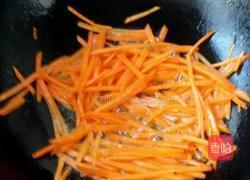 青蒜炒绿豆芽的做法图解1