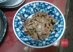 洋葱磨菇牛肉的做法图解3