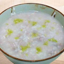 厚生厨房芋头咸粥的做法[图]