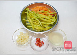 清炒黄花菜的做法图解1