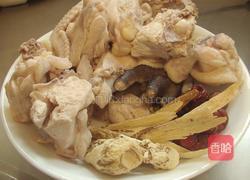当归鲜鸡汤的做法图解1