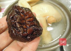 香菇当归鸡汤的做法图解3