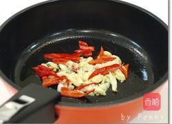 白酒蒜味墨鱼的做法图解1