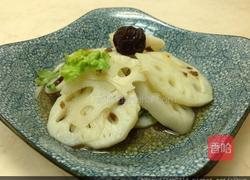 紫苏梅凉拌莲藕片的做法图解3