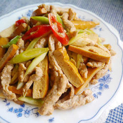 葱爆肉丝的做法[图]