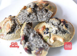 黑芝麻坚果蛋糕的做法图解9