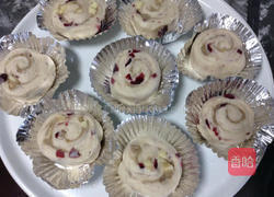 蔓越莓栗子起司卷的做法图解4