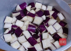 茄烧辣味豆腐的做法图解1