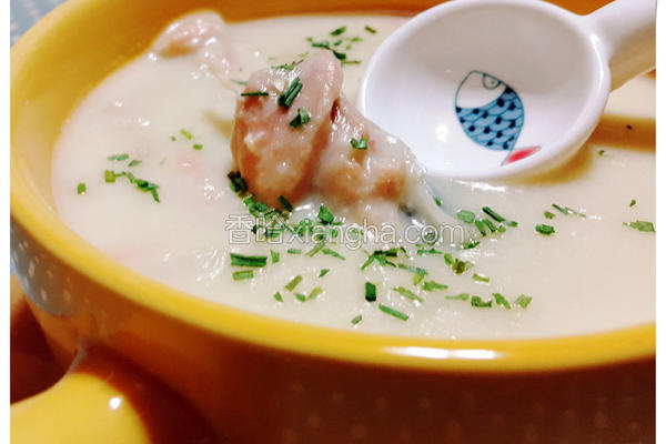 鲑鱼奶油浓汤