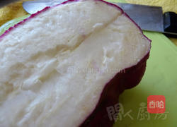 芝麻汤丸番薯糖水的做法图解2