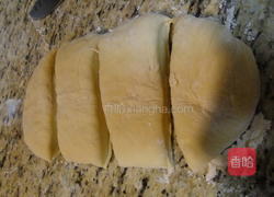 牛奶法国面包的做法图解3