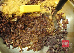 红豆鲜奶面包的做法图解3