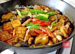 冬菇鸡肉豆腐煲的做法图解5
