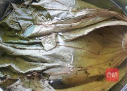 荷叶芋头粉蒸鸡的做法图解13