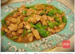 泰式香料爆炒鸡球的做法图解2