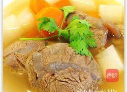 清炖牛肉汤的做法图解3