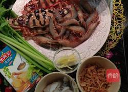 海鲜蟹砂锅粥的做法图解1