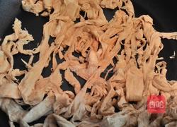 白菜烩豆包的做法图解1