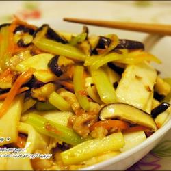 香菇肉丝炒河粉的做法[图]