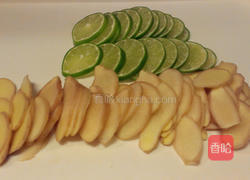 蜂蜜生姜柠檬茶的做法图解2