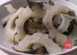 茶香桂花蜜苦瓜片的做法图解5