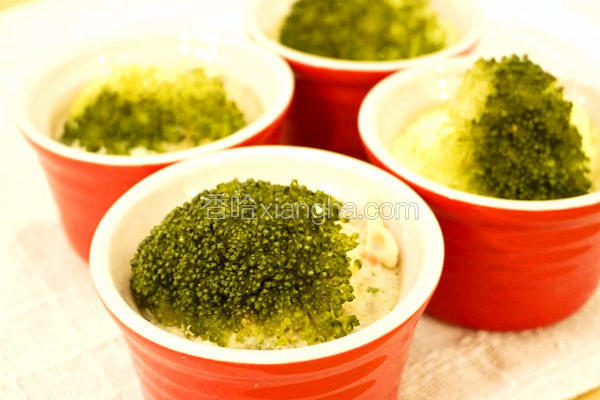 花椰菜肉馅蒸蛋盅
