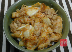 黄金泡菜猪肉盖饭的做法图解5