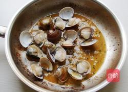 海鲜时蔬意大利面的做法图解6