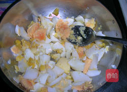 鸡蛋鸭蛋火腿沙拉的做法图解3