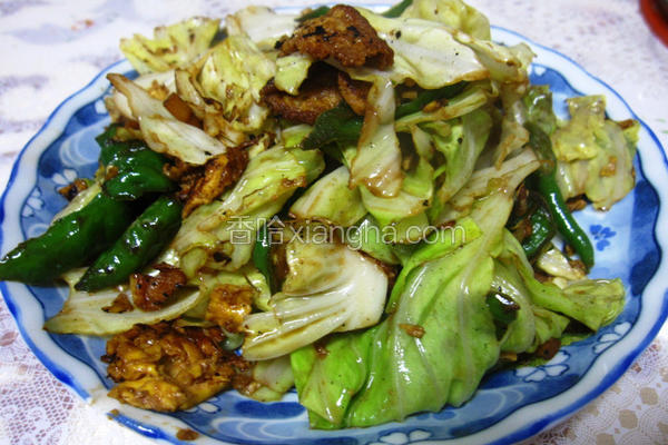 酱炒青椒蛋高丽菜