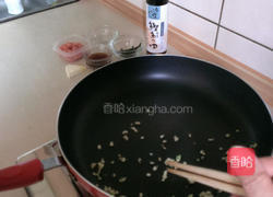 明太子意大利面的做法图解2