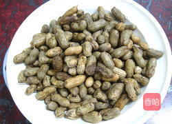 韩味凉拌花生的做法图解1